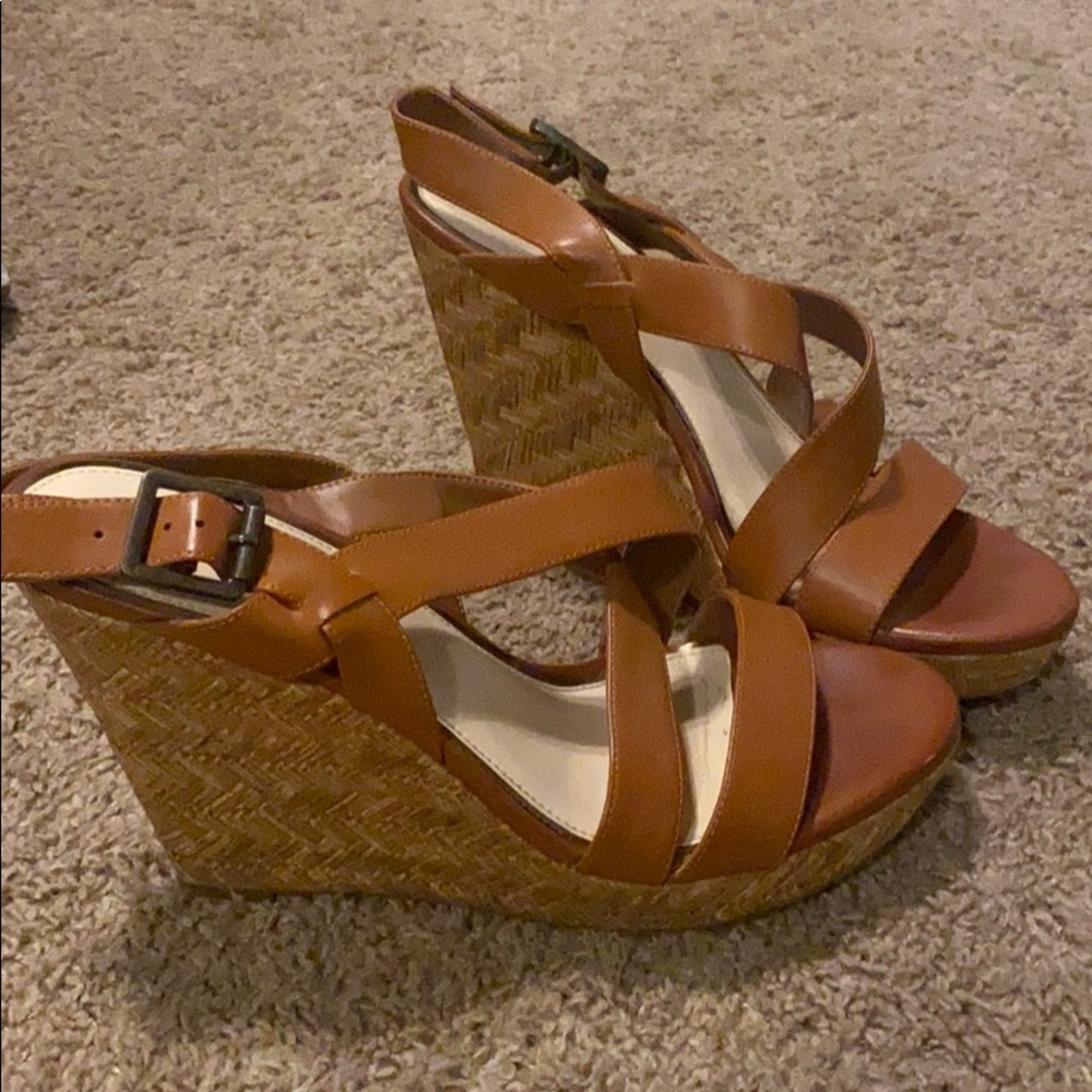 Jessica Simpson wedges